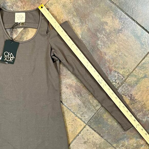 New! NWT Chaser Typewriter Open Shoulder Body Con Mini Dress Small - Picture 4 of 12
